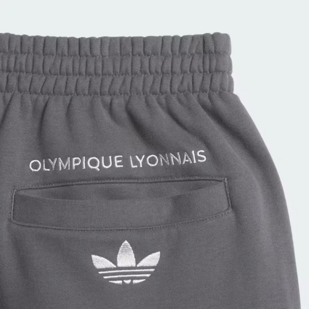 adidas Wall Street x Olympique Lyonnais sweatpants Unisex JY8404 ‎ Size Large